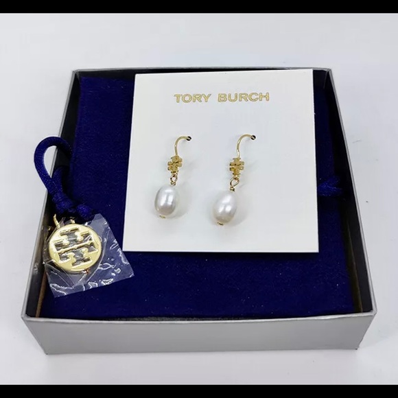 TORY BURCH •Freshwater Cultured Pearl Drop Logo - Picture 4 of 6